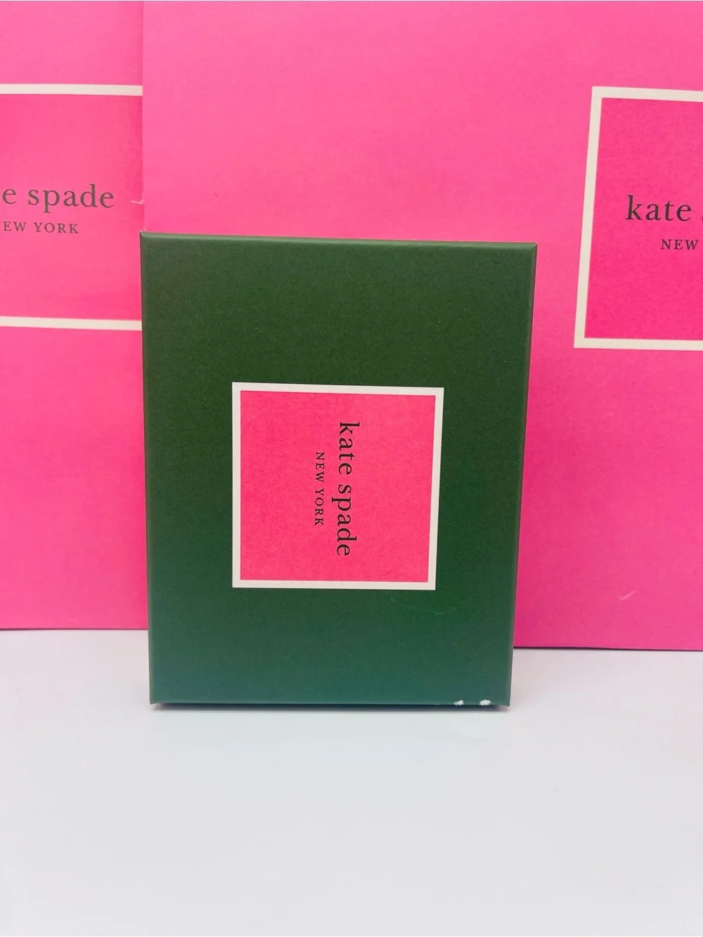 kate spade Green Box with Pink Logo Panel New